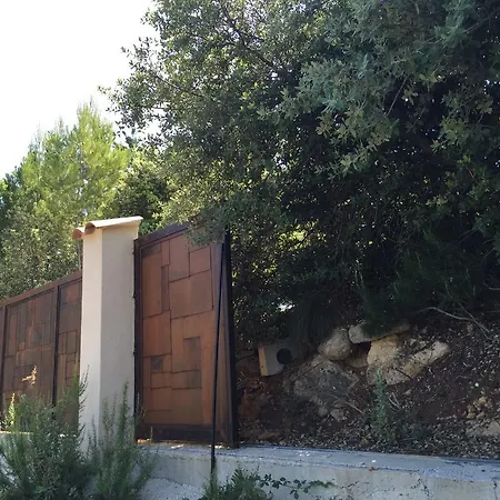 Villa Residences Les Bernardins *